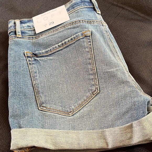 LOFT JEAN SHORTS - Picture 4 of 9
